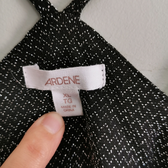 Black sparkly tank - Picture 3 of 3